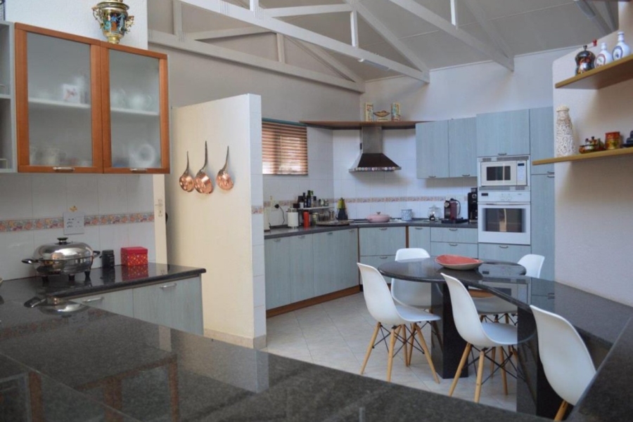 5 Bedroom Property for Sale in Wilkoppies North West